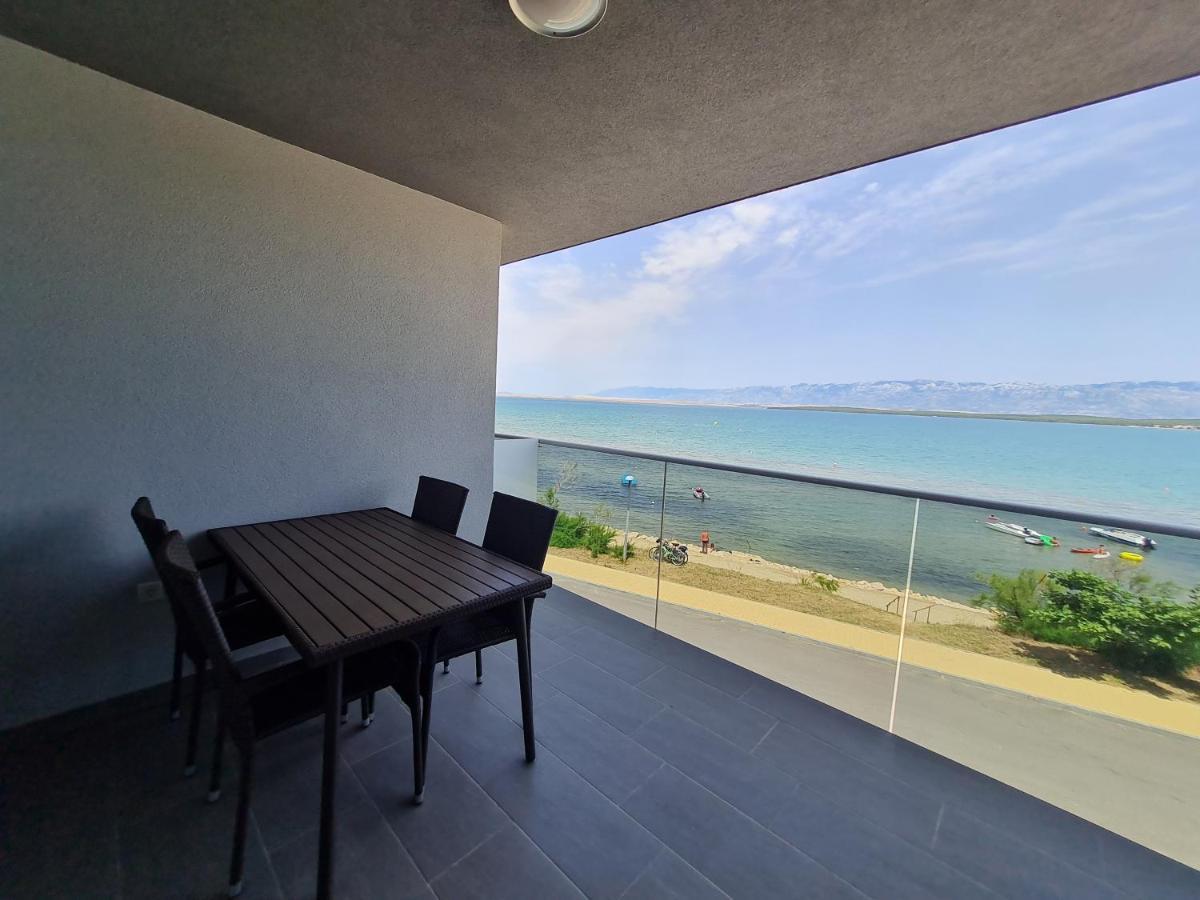 Apartmani Adria 닌 외부 사진