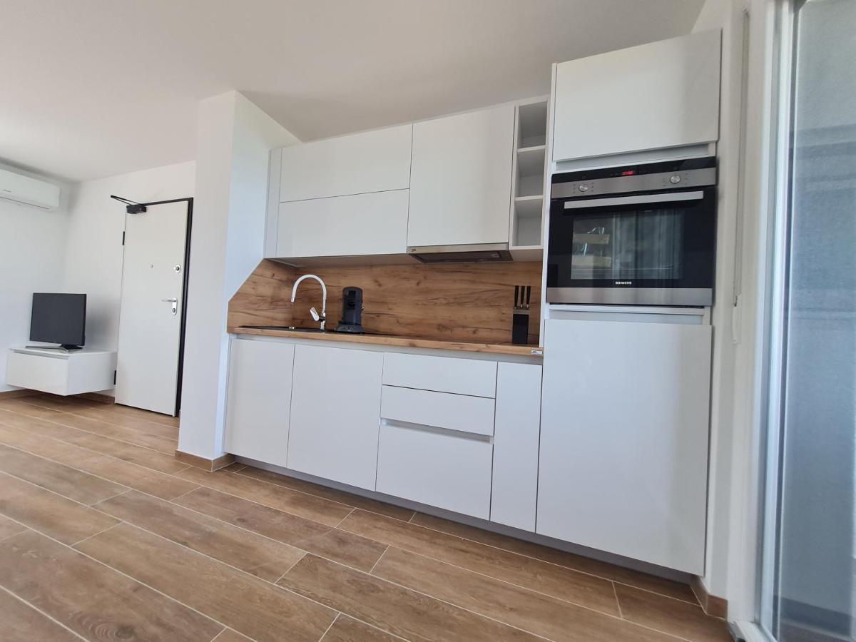 Apartmani Adria 닌 외부 사진