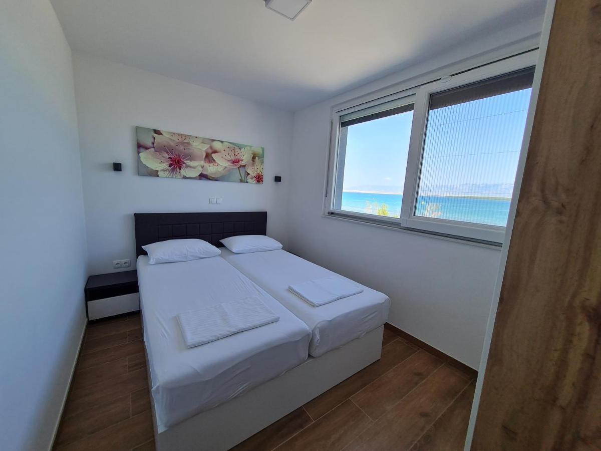 Apartmani Adria 닌 외부 사진