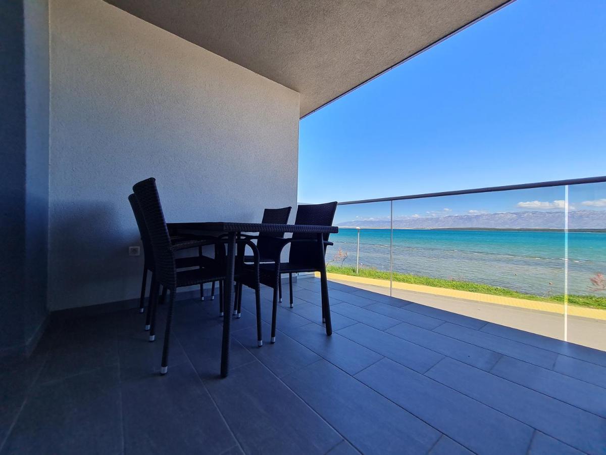 Apartmani Adria 닌 외부 사진