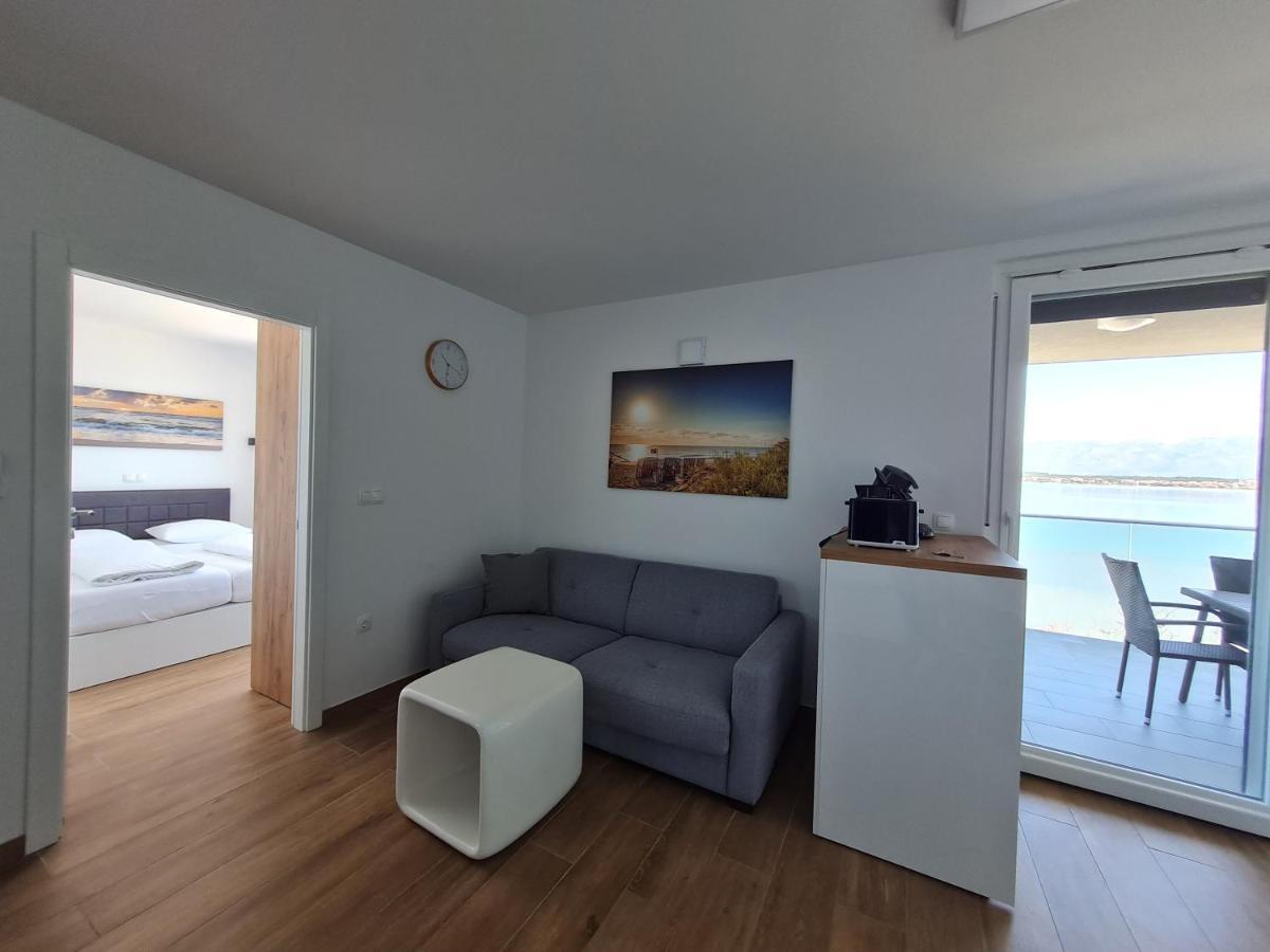 Apartmani Adria 닌 외부 사진