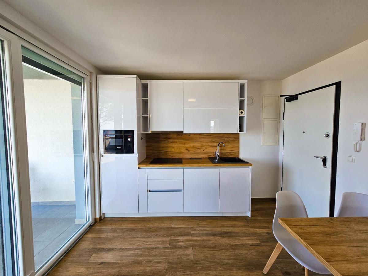 Apartmani Adria 닌 외부 사진